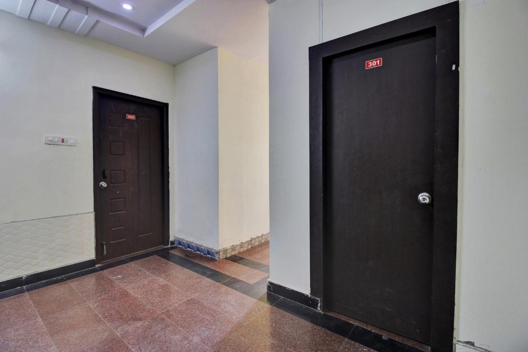 Hotel O Lavish Stay Sururnagar 外观 照片